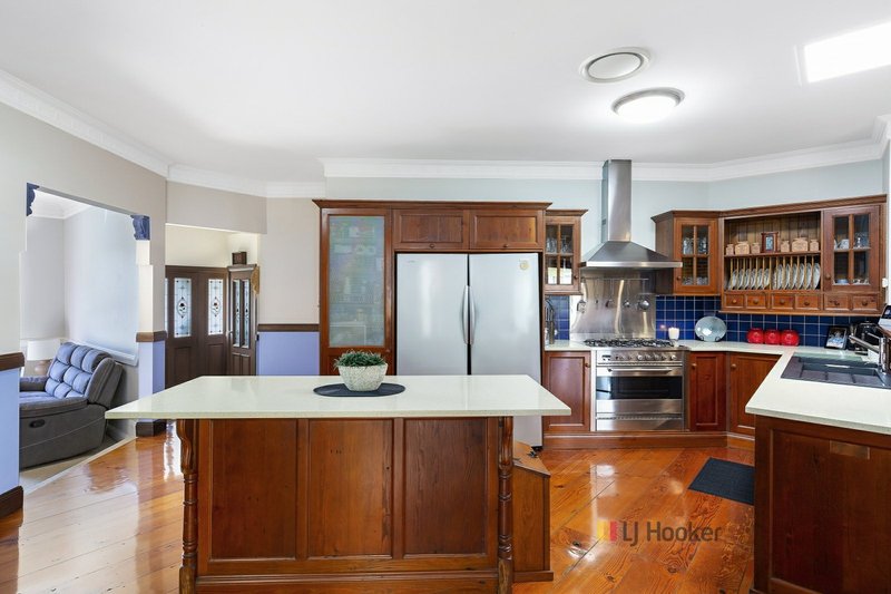 Photo - 72 Woolana Avenue, Budgewoi NSW 2262 - Image 5