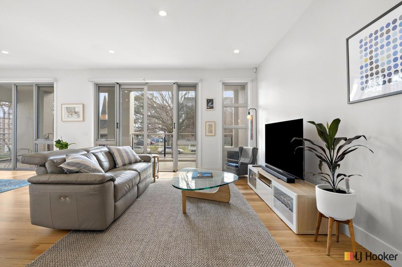 Photo - 7/20 Gould Street, Turner ACT 2612 - Image 2