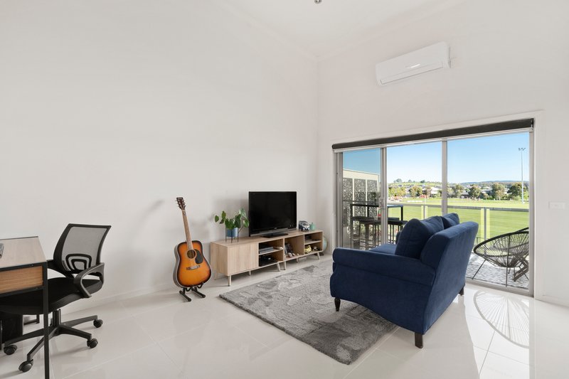 Photo - 7/20 Painted Hills Road, Doreen VIC 3754 - Image 7