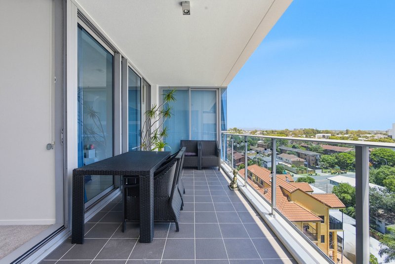 Photo - 720/19 Imperial Parade, Labrador QLD 4215 - Image 8