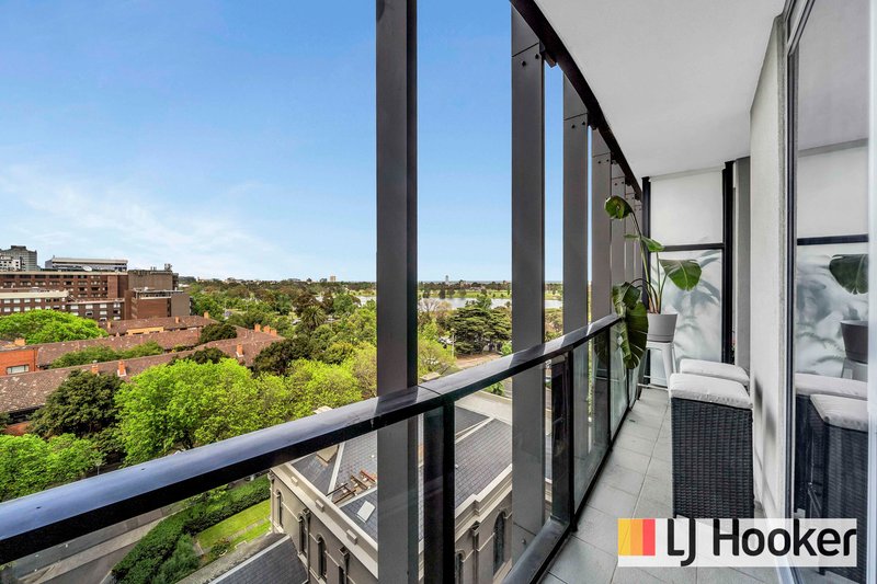 Photo - 720/55 Queens Road, Melbourne VIC 3004 - Image 10