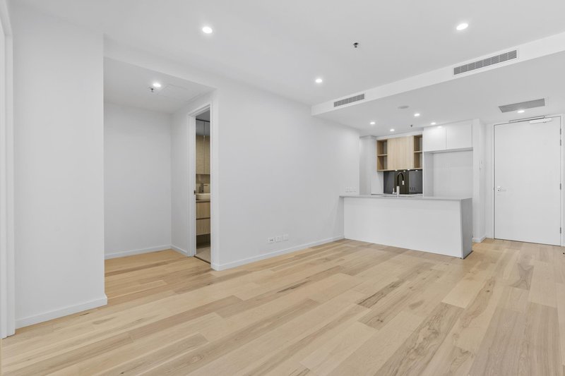 Photo - 720/61 Cooyong Street, Braddon ACT 2612 - Image 8