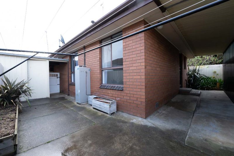 Photo - 7/209 Leith Street, Redan VIC 3350 - Image 8