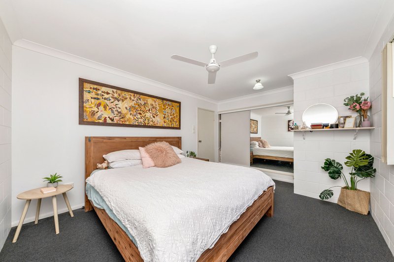 Photo - 7/21-23 Tuffley Street, West End QLD 4810 - Image 3