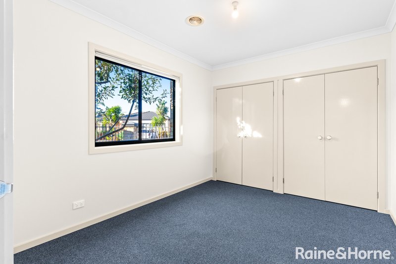 Photo - 7/21-29 Lakewood Boulevard, Melton VIC 3337 - Image 9