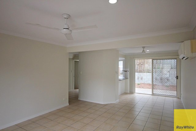 Photo - 7/21 Albert Street, Eagleby QLD 4207 - Image 2