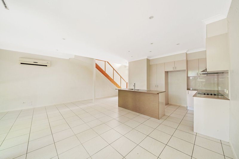 Photo - 7/21 Bartlett Street, Morningside QLD 4170 - Image 4