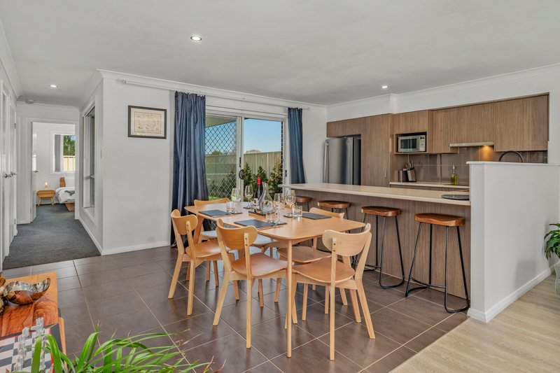 Photo - 7/21 Fairview Place, Cessnock NSW 2325 - Image 2