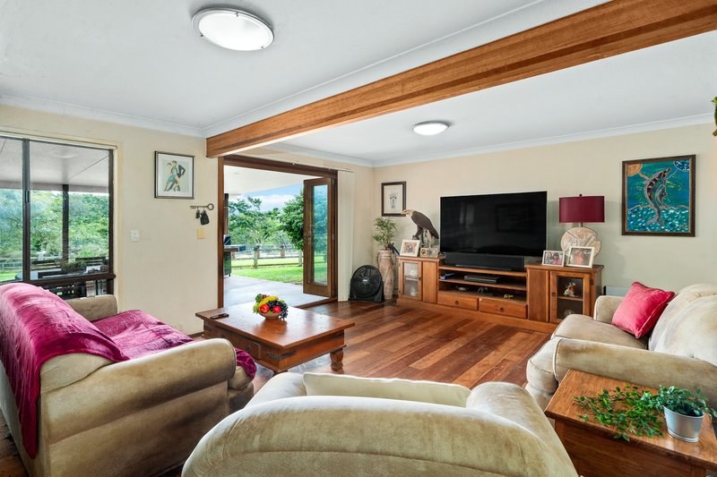 Photo - 721 Mt Samson Road, Samsonvale QLD 4520 - Image 4