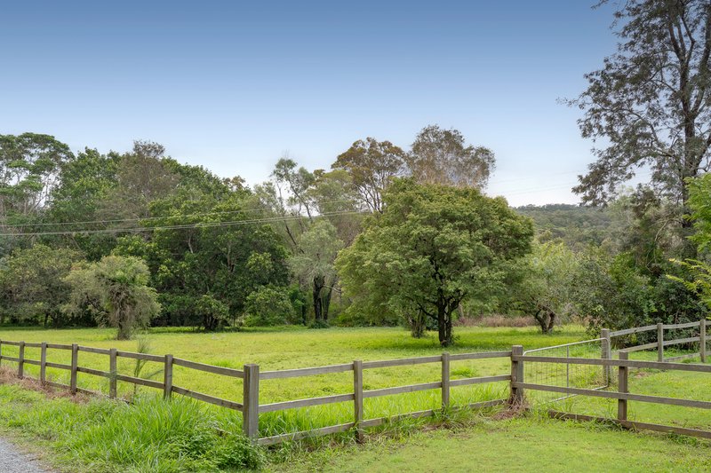 Photo - 721 Mt Samson Road, Samsonvale QLD 4520 - Image 17