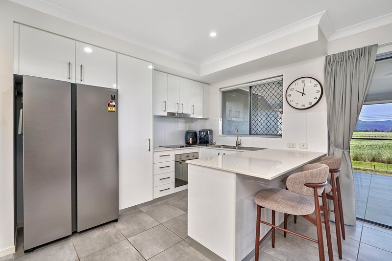 Photo - 7/211-213 Kamerunga Road, Freshwater QLD 4870 - Image 2