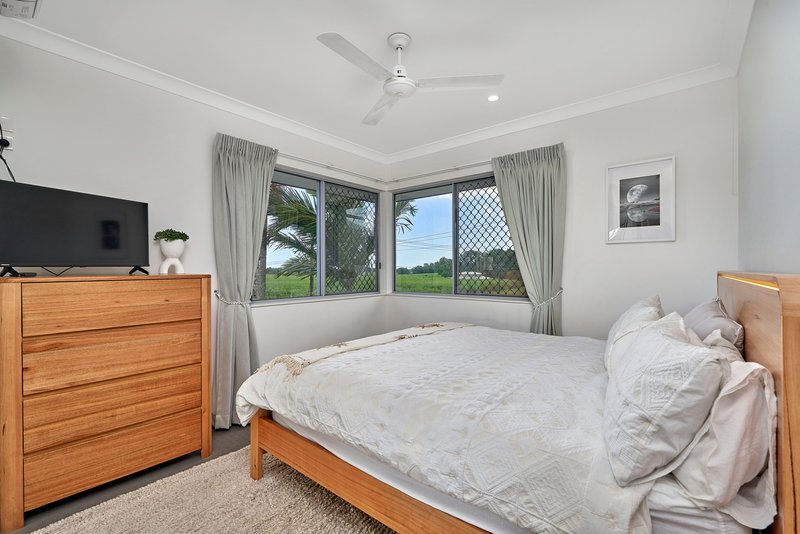 Photo - 7/211-213 Kamerunga Road, Freshwater QLD 4870 - Image 6