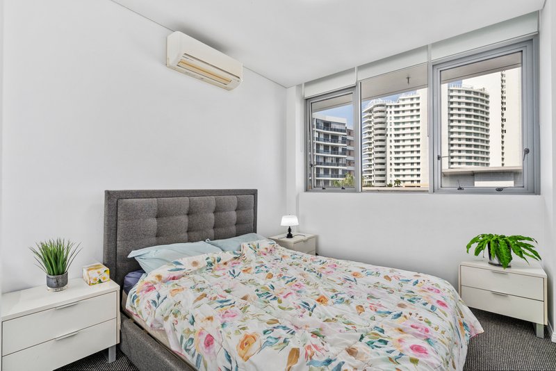 Photo - 721/6 Aqua Street, Southport QLD 4215 - Image 5