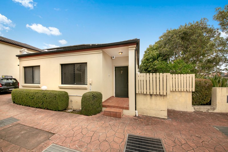 Photo - 7/22-24 Berkeley Street, South Wentworthville NSW 2145 - Image 5