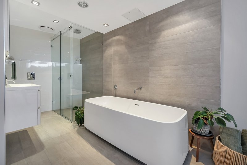 Photo - 7/22-26 Barnhill Road, Terrigal NSW 2260 - Image 9
