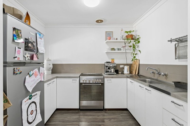 Photo - 7/23 Corbett Street, Scarborough WA 6019 - Image 5