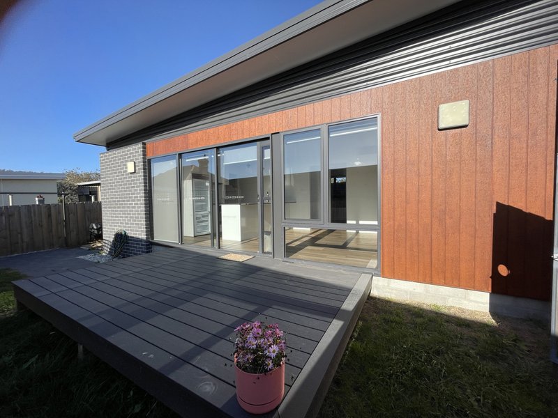 Photo - 7/233 Cambridge Road, Warrane TAS 7018 - Image 2
