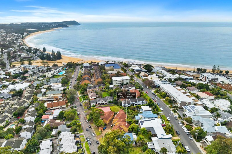 Photo - 7/24-26 Whiting Avenue, Terrigal NSW 2260 - Image 5