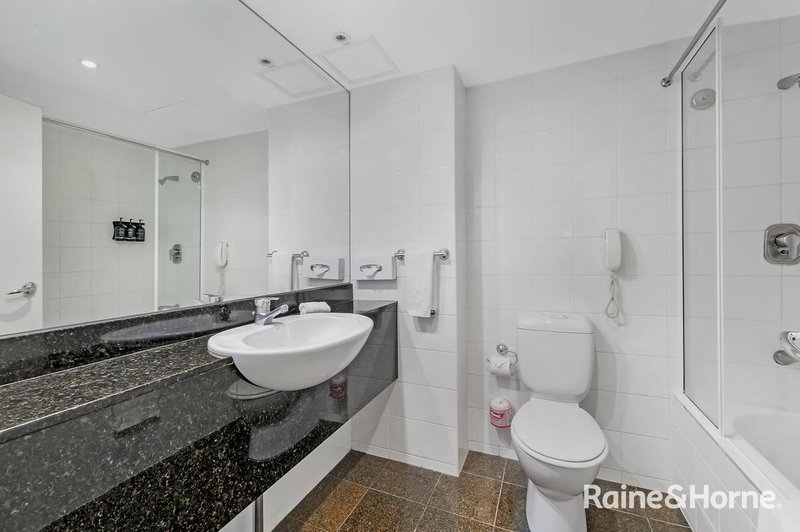 Photo - 724/1-3 Valentine Avenue, Parramatta NSW 2150 - Image 6