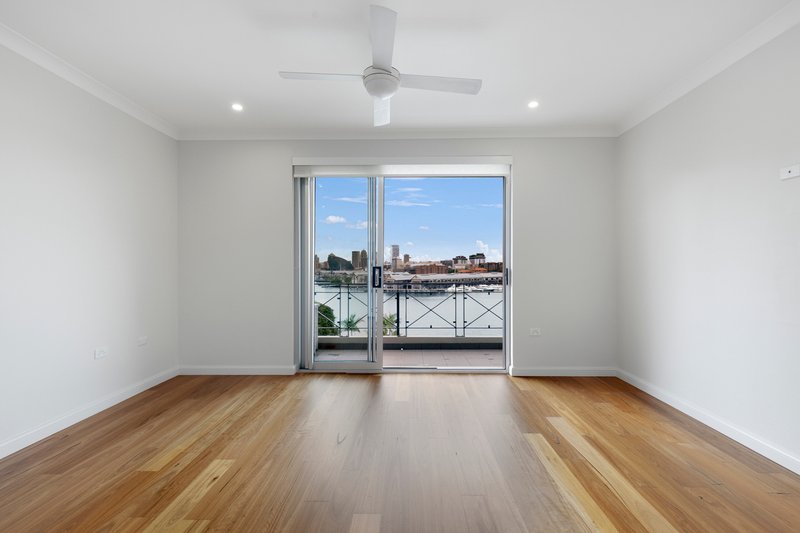 Photo - 7/24A Pearson Street, Balmain East NSW 2041 - Image 2