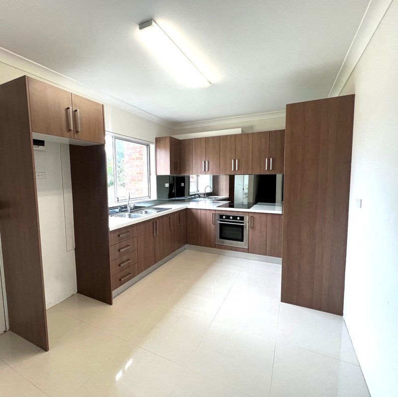 Photo - 7/25 Bass Road, Earlwood NSW 2206 - Image 2