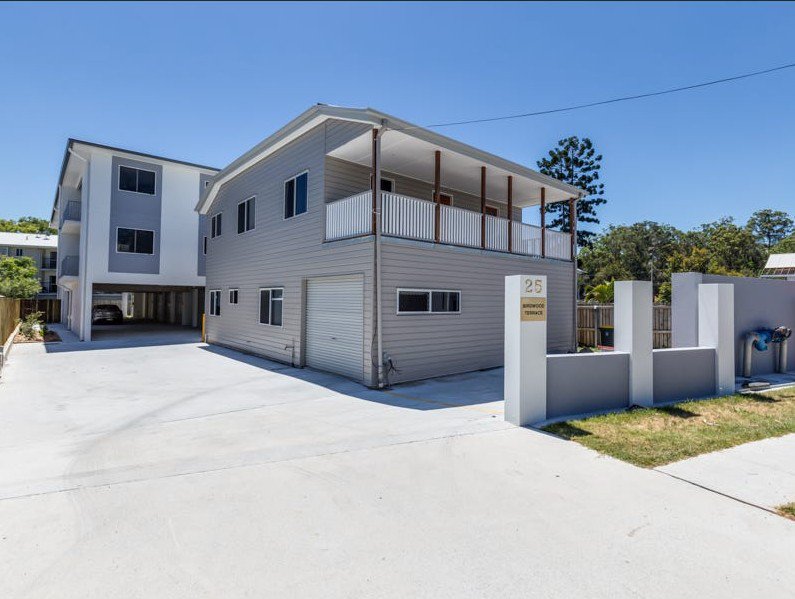 Photo - 7/25 Birdwood Road, Holland Park West QLD 4121 - Image 1