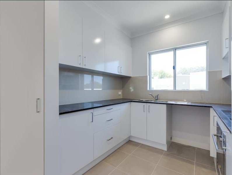 Photo - 7/25 Birdwood Road, Holland Park West QLD 4121 - Image 7
