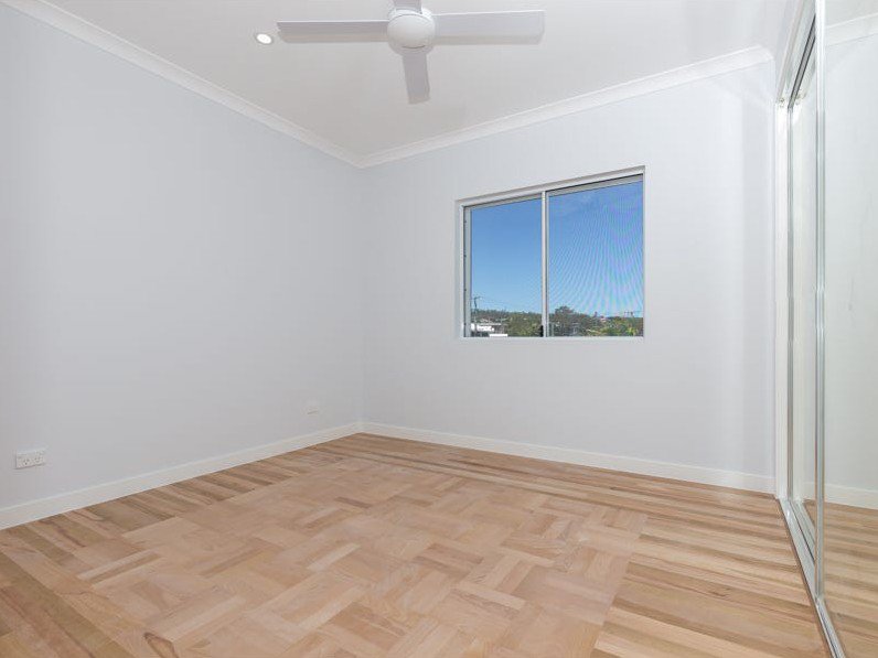 Photo - 7/25 Birdwood Road, Holland Park West QLD 4121 - Image 11