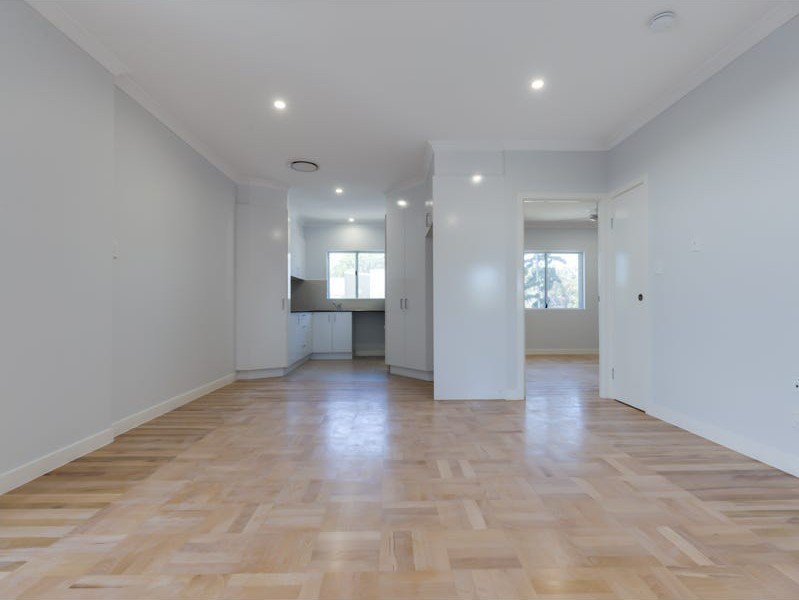 Photo - 7/25 Birdwood Road, Holland Park West QLD 4121 - Image 3