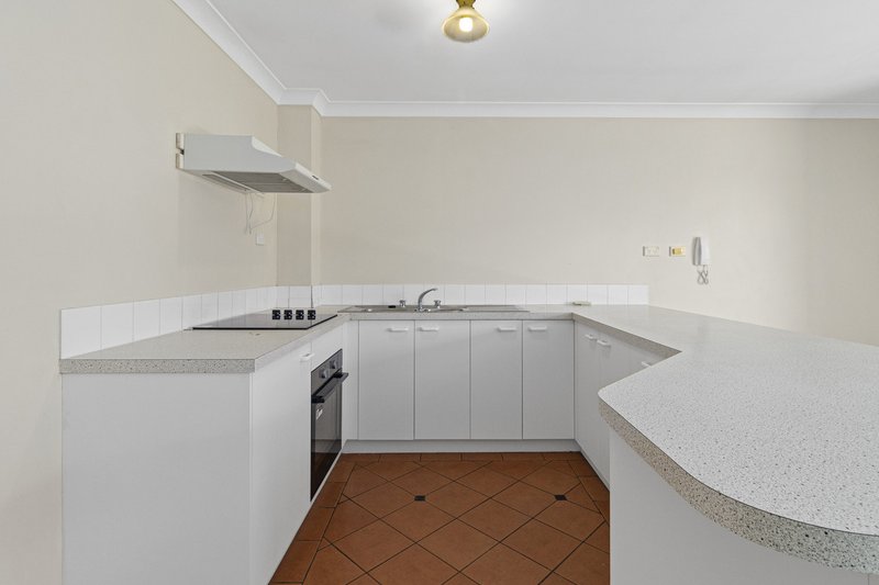 Photo - 72/53 Mcmillan Crescent, Griffith ACT 2603 - Image 2