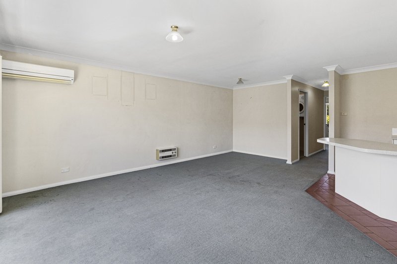 Photo - 72/53 Mcmillan Crescent, Griffith ACT 2603 - Image 4