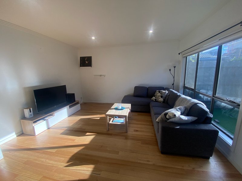 Photo - 7/26 Henderson Road, Tullamarine VIC 3043 - Image 2