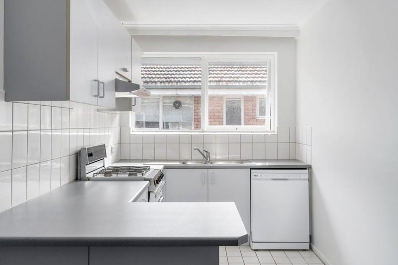 Photo - 7/264 Neerim Road, Carnegie VIC 3163 - Image 1