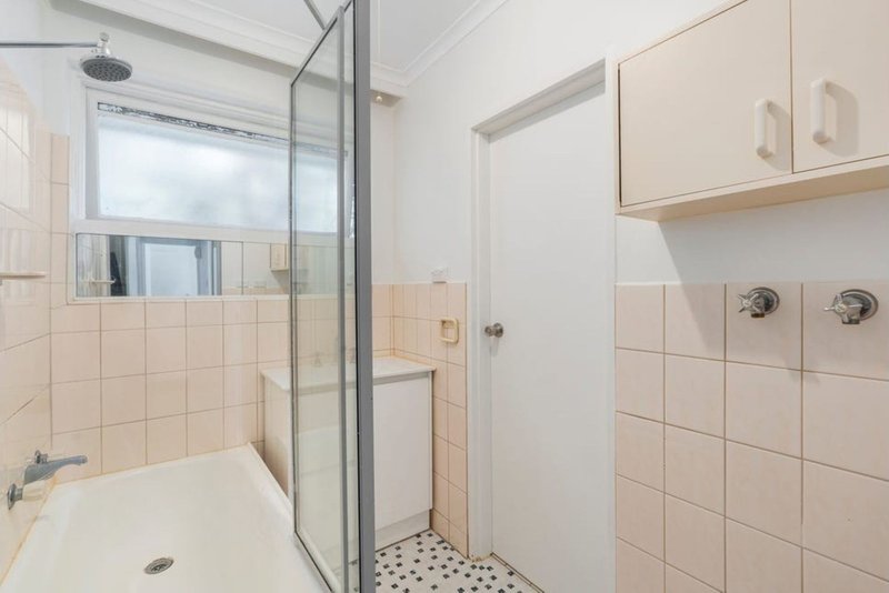 Photo - 7/264 Neerim Road, Carnegie VIC 3163 - Image 4