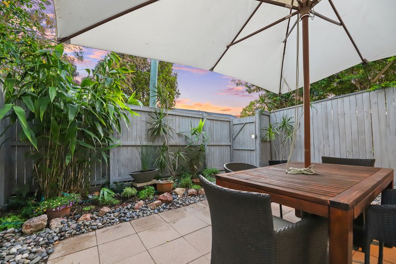 7/27 Brassey Street, Fairfield QLD 4103