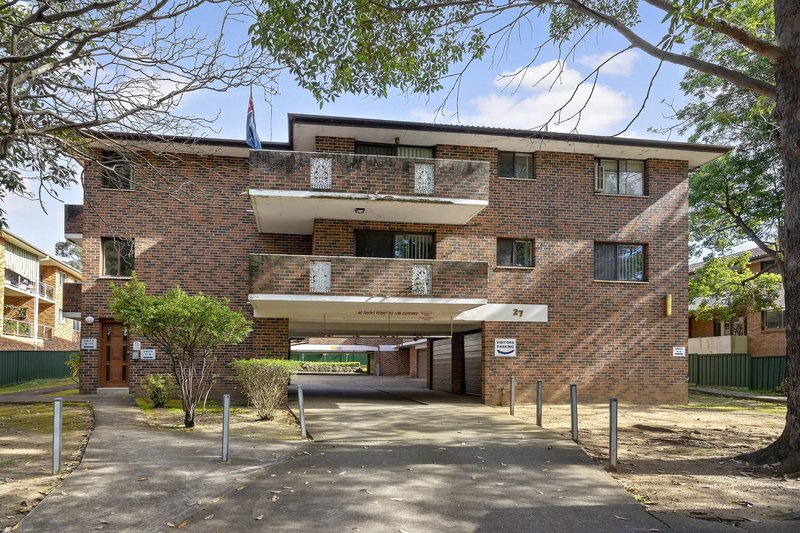 Photo - 7/27 Park Avenue, Westmead NSW 2145 - Image 1