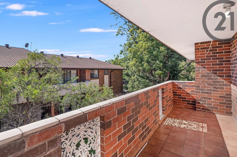 Photo - 7/27 Park Avenue, Westmead NSW 2145 - Image 12