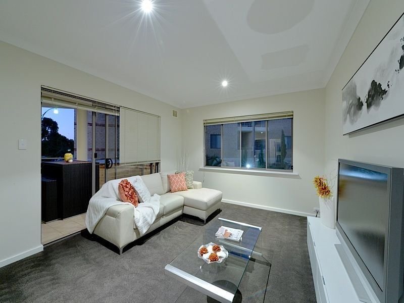 Photo - 7/27 Piccadilly Circle, Joondalup WA 6027 - Image 5