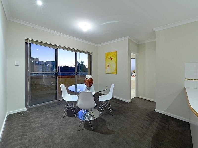 Photo - 7/27 Piccadilly Circle, Joondalup WA 6027 - Image 7