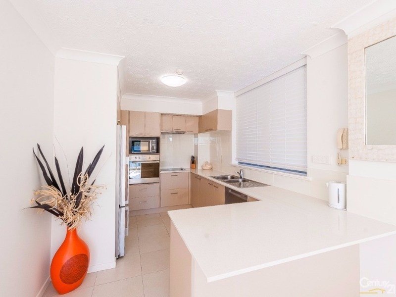 Photo - 7/27 Sixth Avenue, Maroochydore QLD 4558 - Image 4