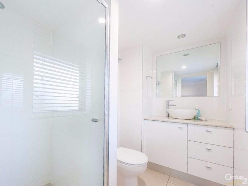 Photo - 7/27 Sixth Avenue, Maroochydore QLD 4558 - Image 8