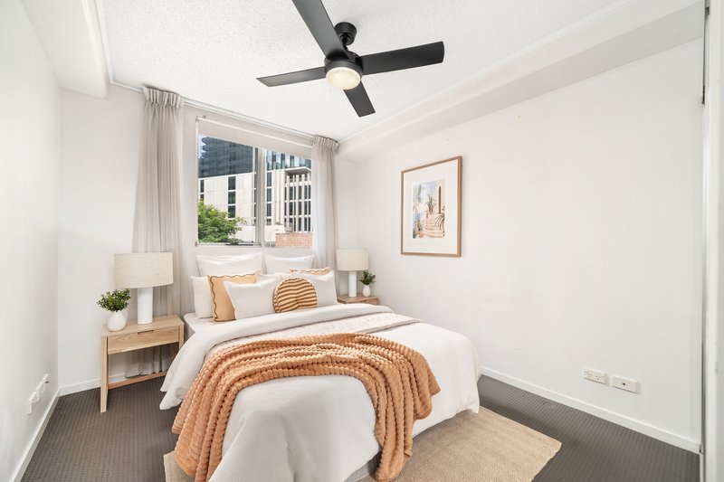 Photo - 727/1000 Ann Street, Fortitude Valley QLD 4006 - Image 3