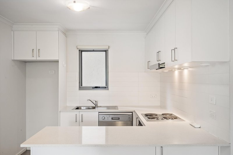 Photo - 72/75 Elizabeth Jolley Crescent, Franklin ACT 2913 - Image 5