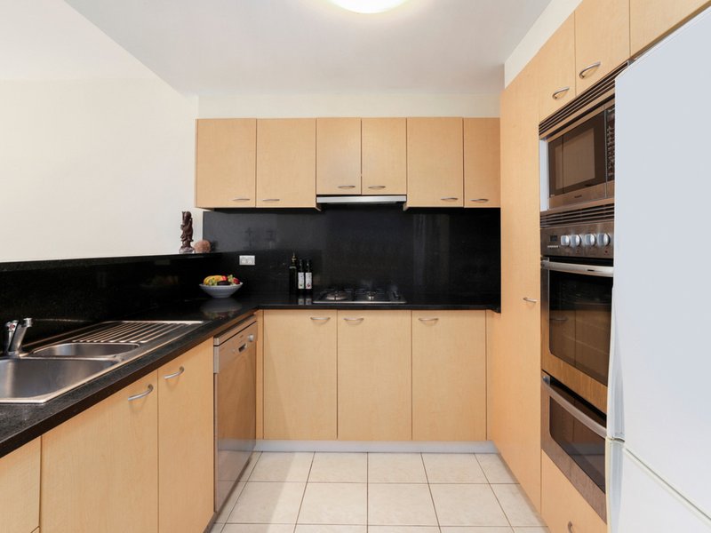 Photo - 7/28-30 Golf Avenue, Mona Vale NSW 2103 - Image 5