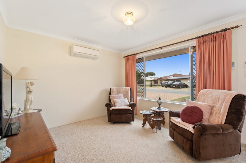 Photo - 7/28 Dress Circle, Warnbro WA 6169 - Image 4