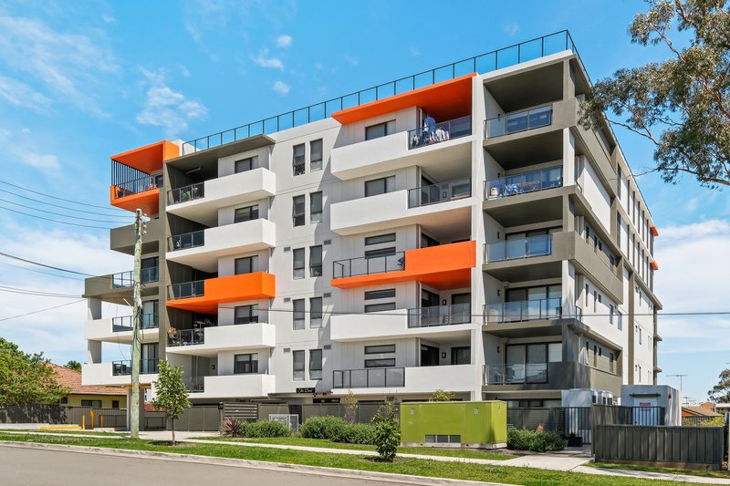 Photo - 7/28 Peter Street, Blacktown NSW 2148 - Image 2