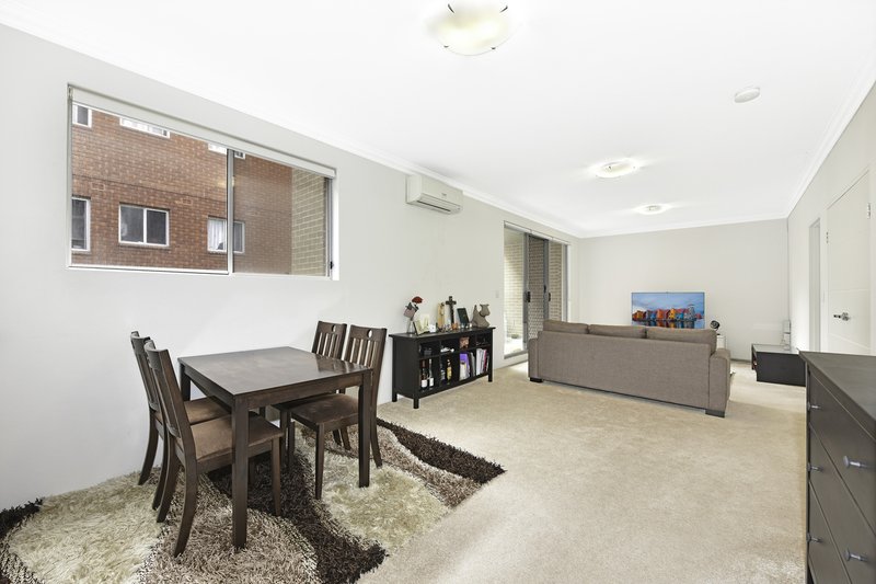 Photo - 7/29 Hampstead Road, Homebush West NSW 2140 - Image 2