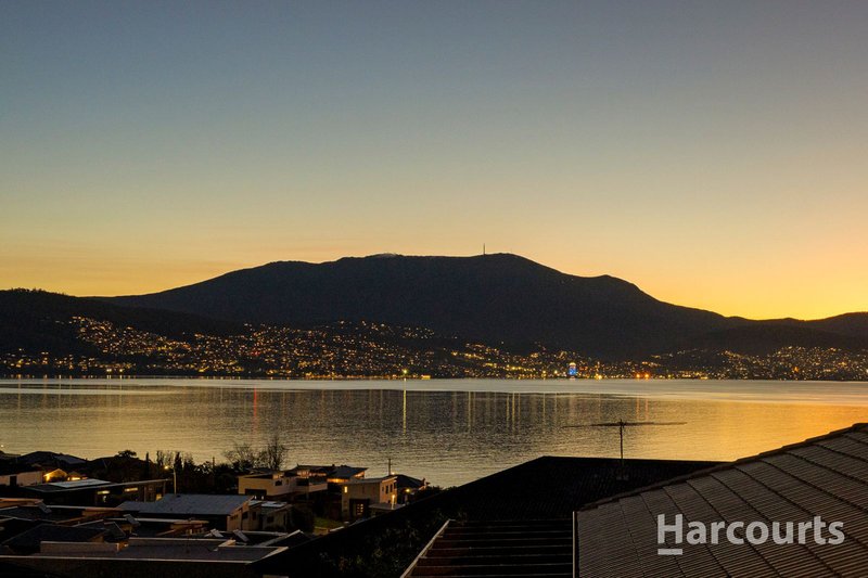 Photo - 729 Oceana Drive, Tranmere TAS 7018 - Image 2