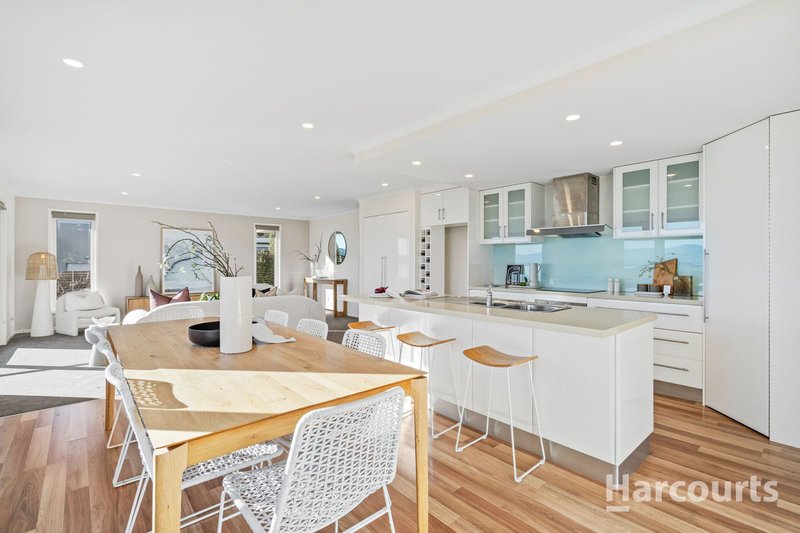 Photo - 729 Oceana Drive, Tranmere TAS 7018 - Image 3