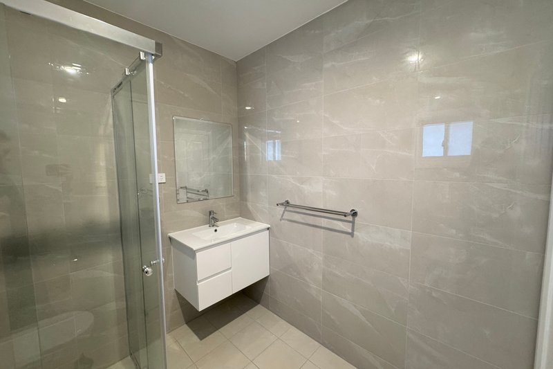 Photo - 72a Macarthur Road, Elderslie NSW 2570 - Image 3